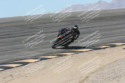 media/Oct-13-2025-Moto Forza (Mon) [[a66d839500]]/3-B Group/Session 2 (Bowl)/